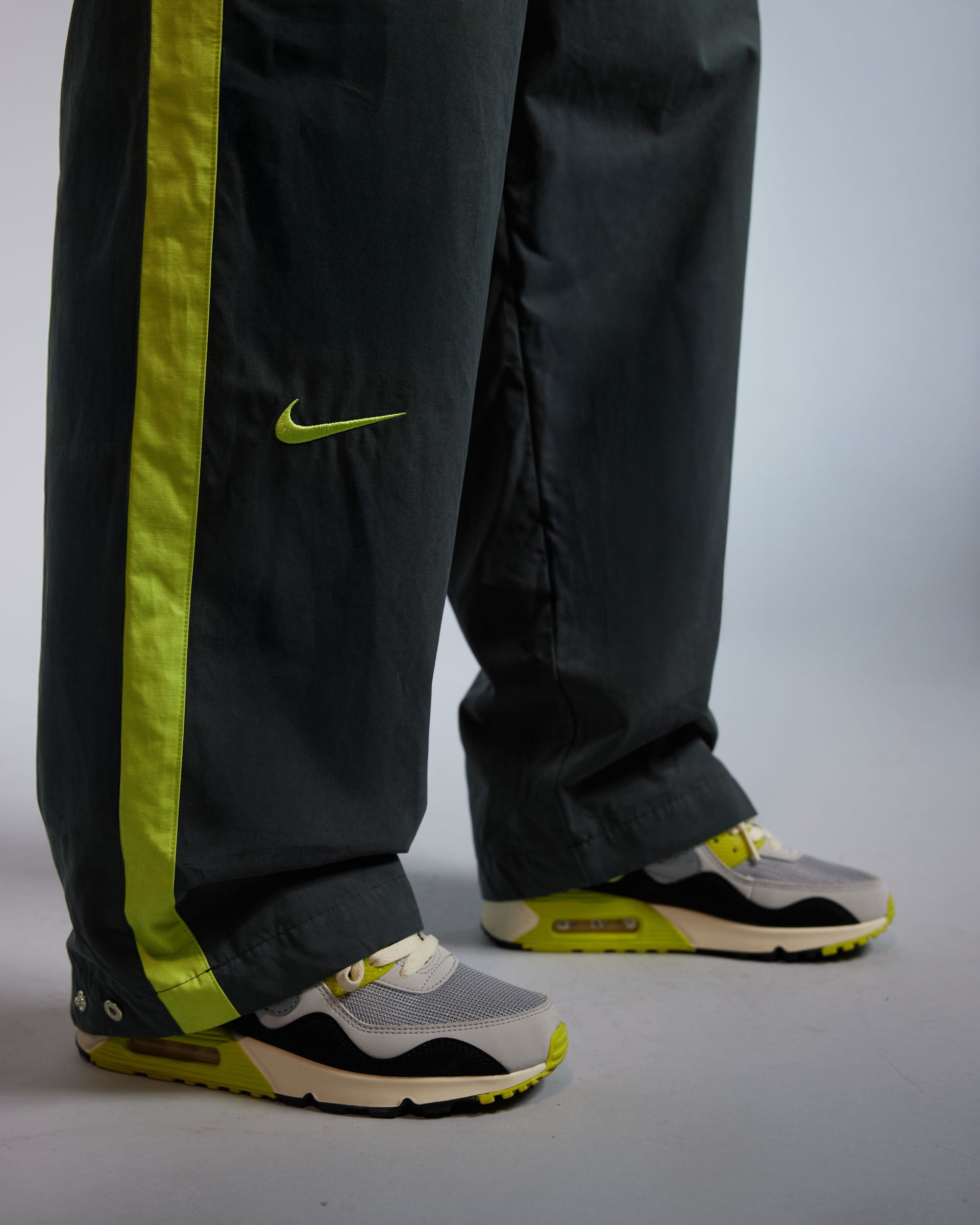 Patta x Nike NRG Track Pant (Black/Cyber)