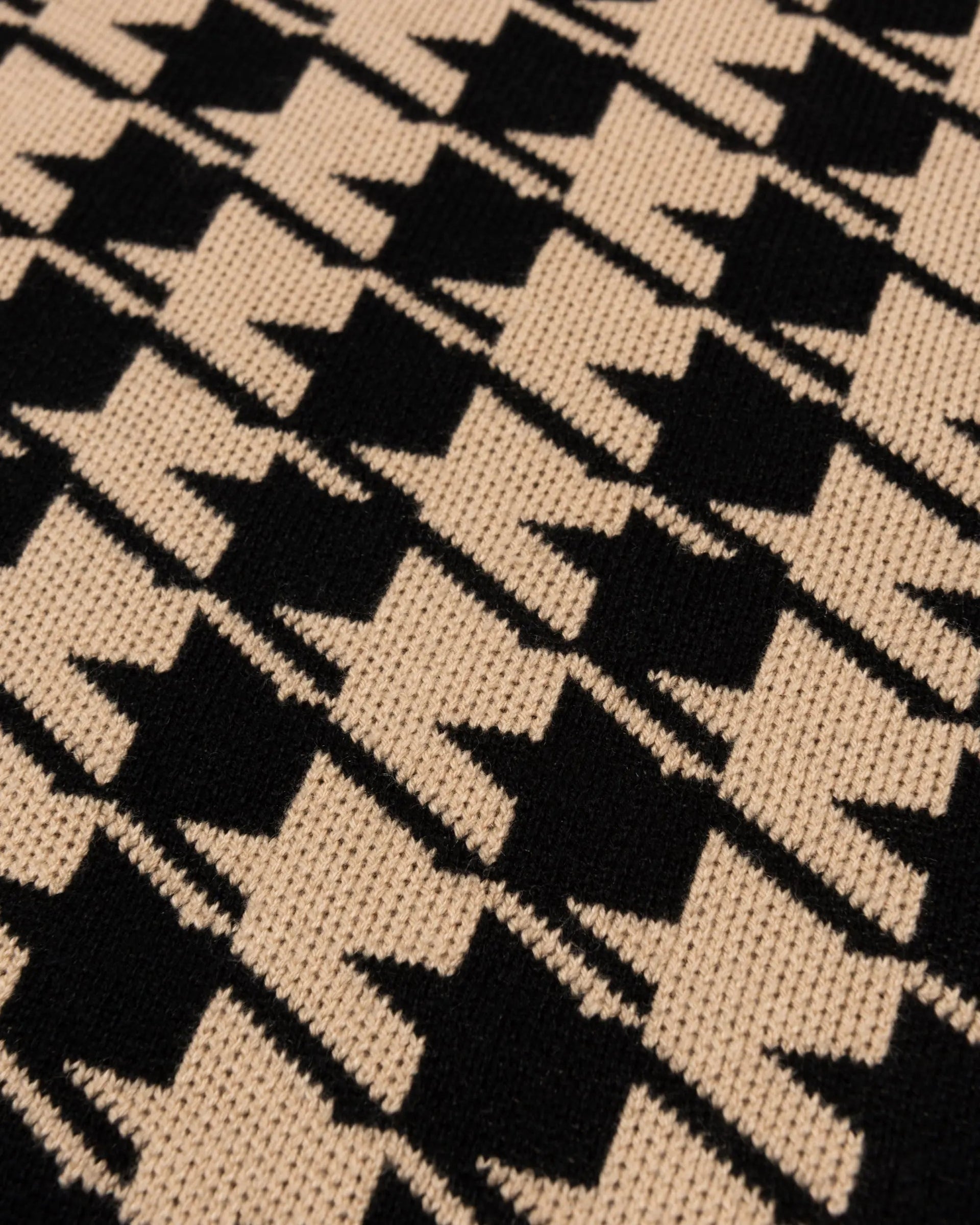 Patta Houndstooth Cardigan (Irish Cream)